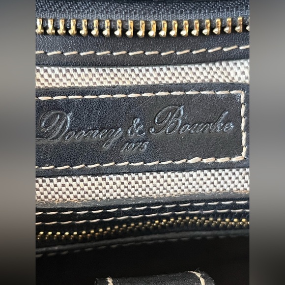 Vintage Rare Dooney & Bourke  purse Satchel Black  Florentine Leather - Picture 9 of 13